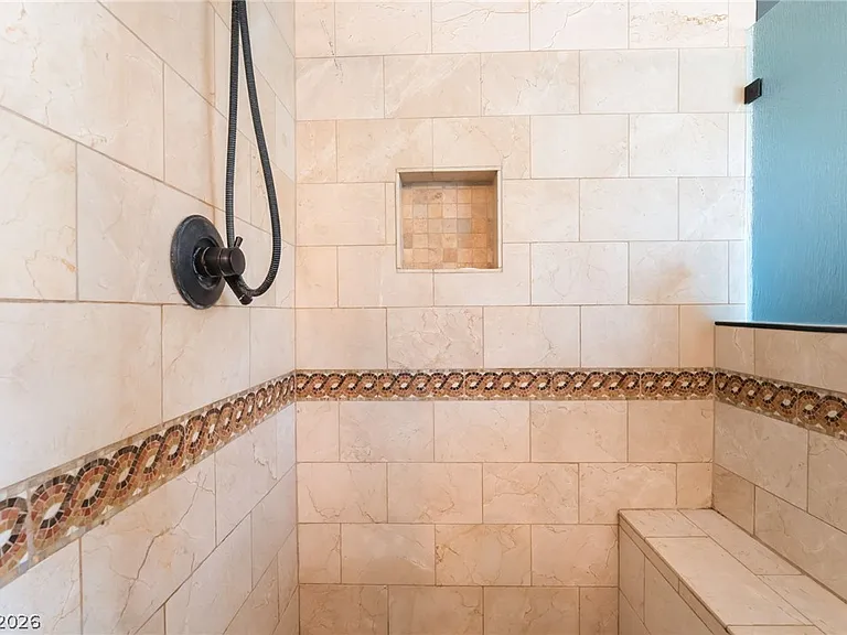 4217 Walnut Glen Dr — Photo 30