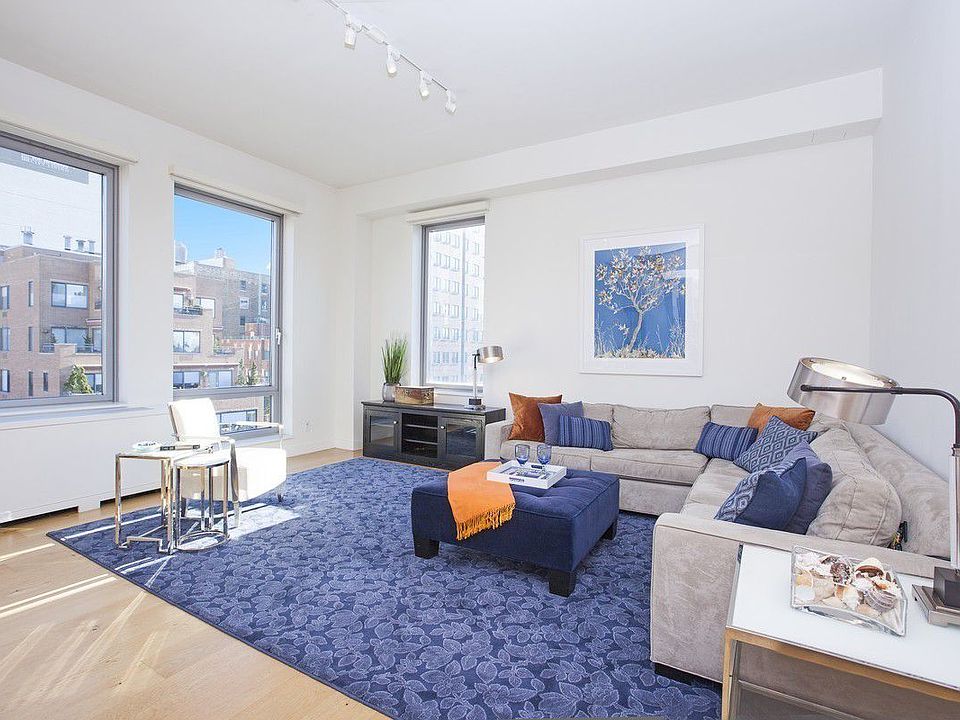 1st image of 100 W 18th St APT 9C