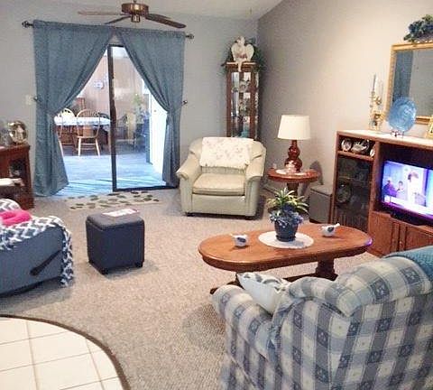 5th image of 10910 SE 50th Ave