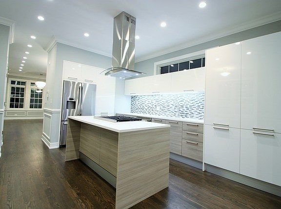 5th image of 3623 N Avondale Ave