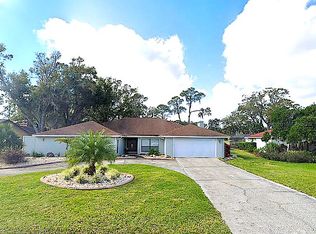 2003 Country Club Ct, Plant City, FL 33566