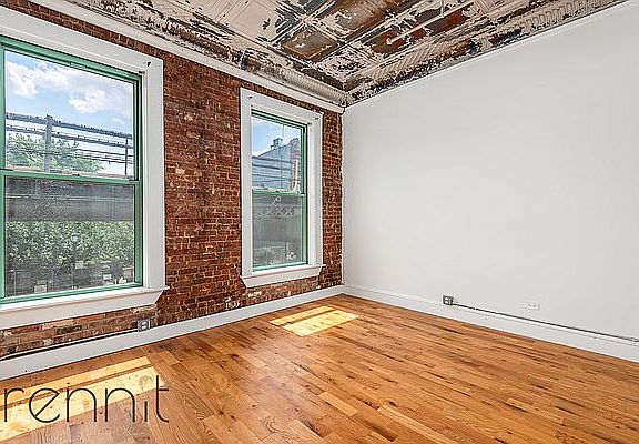 5th image of 1093 Putnam Ave #C2