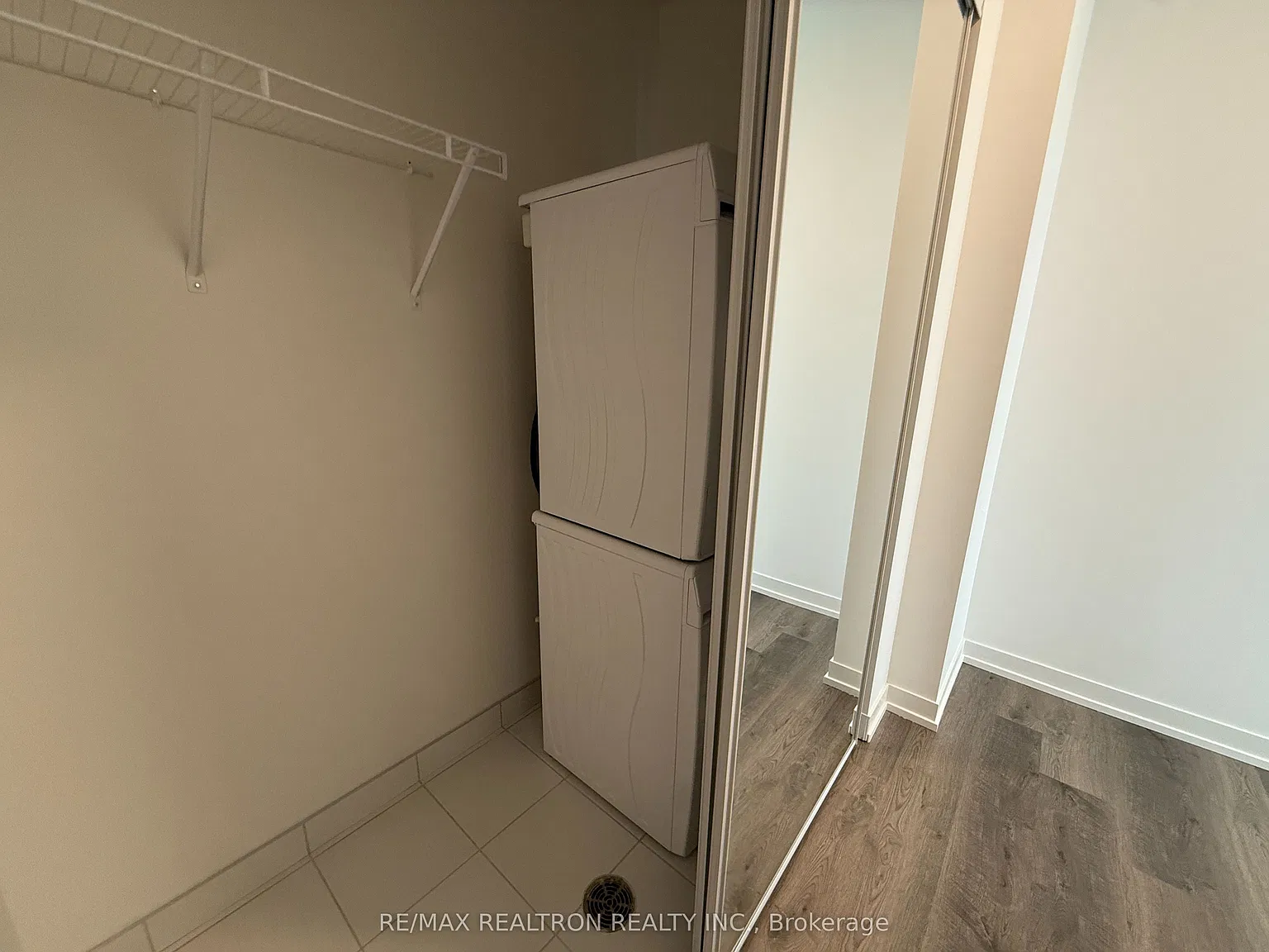 2 bed, $2,600 — Photo 4