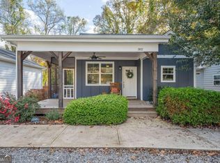 302 Cottage Ct, Ball Ground, GA 30107