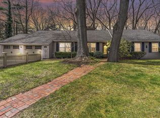 17887 N Fruitport Rd, Spring Lake, MI 49456