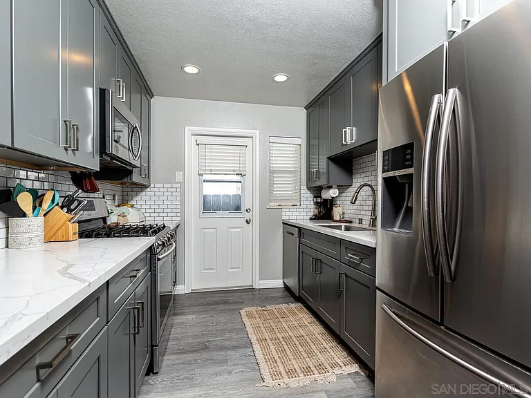 4793 Jutland Dr — Photo 9