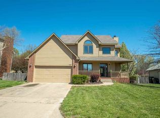 1112 W Walnut Ct, Andover, KS 67002