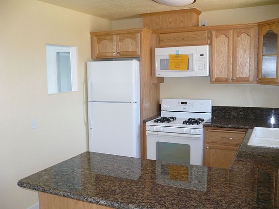 new kitchen & appliances