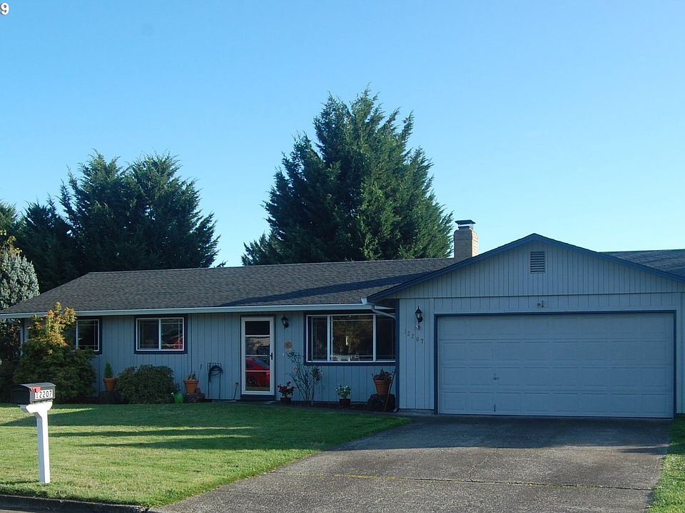 1st image of 12207 NE 73rd St