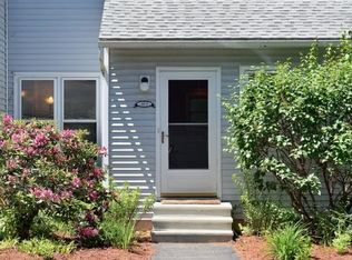 45 Commonwealth Dr APT 3, Colchester, VT 05446