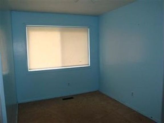 5th image of 466 Augdon Dr