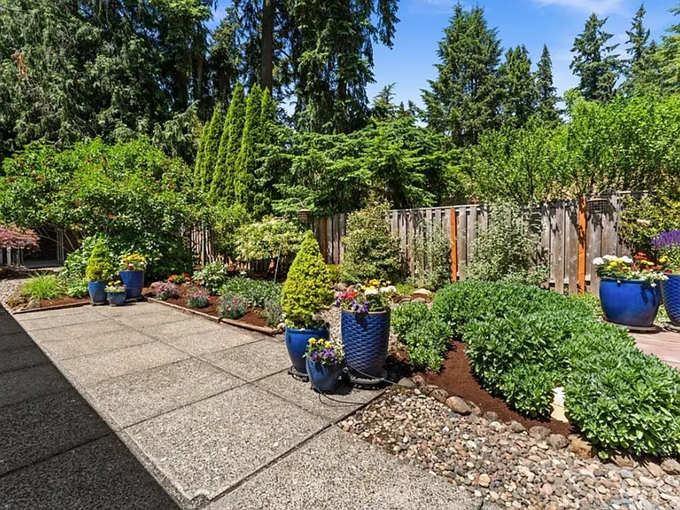 5329 Charleton Ct — Photo 31