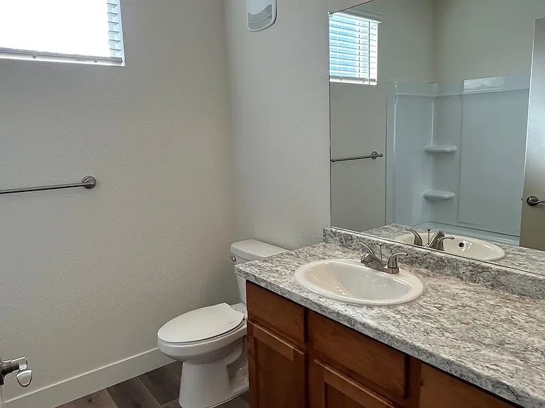 The Overlook Apartments — Photo 52