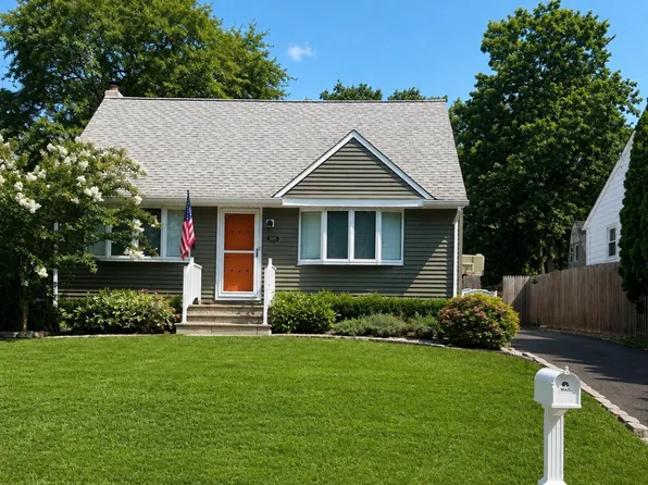 505 Moore Rd, Neptune, NJ 07753