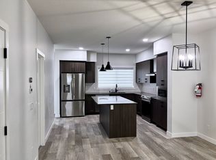 134 Legacy Glen Ct SE, Calgary, AB T2X 5J1