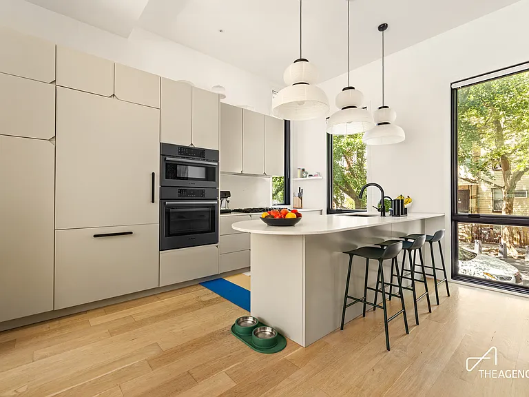 286 Manhattan Ave #2 — Photo 8