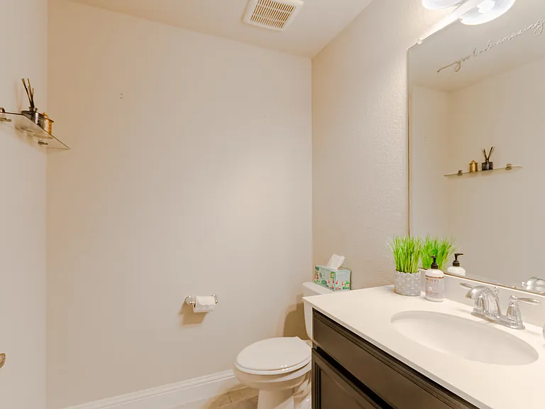 1448 Pebble Way — Photo 16