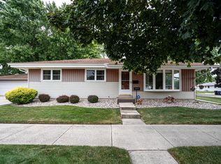 3719 Spruce St, Racine, WI 53403