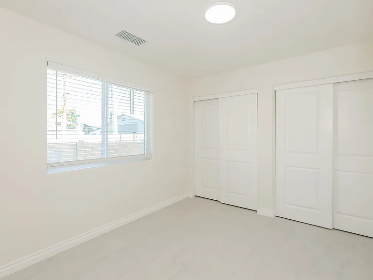 Spacious 3BR/2BA Home with Open Floor Plan, Garage & Washer/Dryer — Photo 65