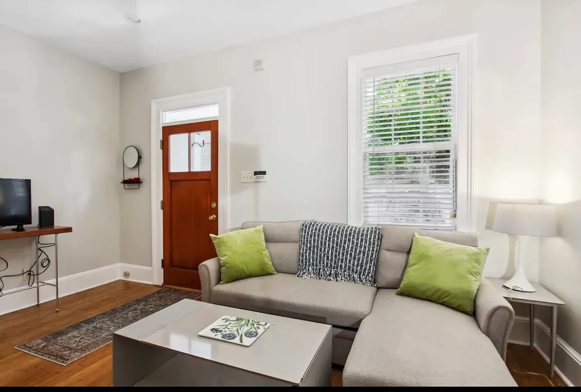 1 bed, 500 sqft, $1,200 — Photo 2