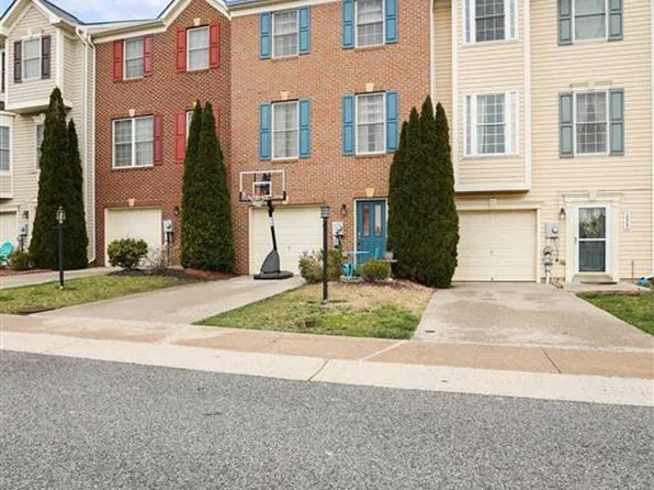 18305 Roy Croft Dr, Hagerstown, MD 21740