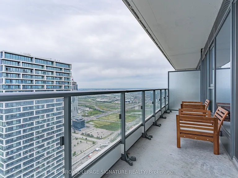 898 Portage Pkwy #5903 — Photo 23