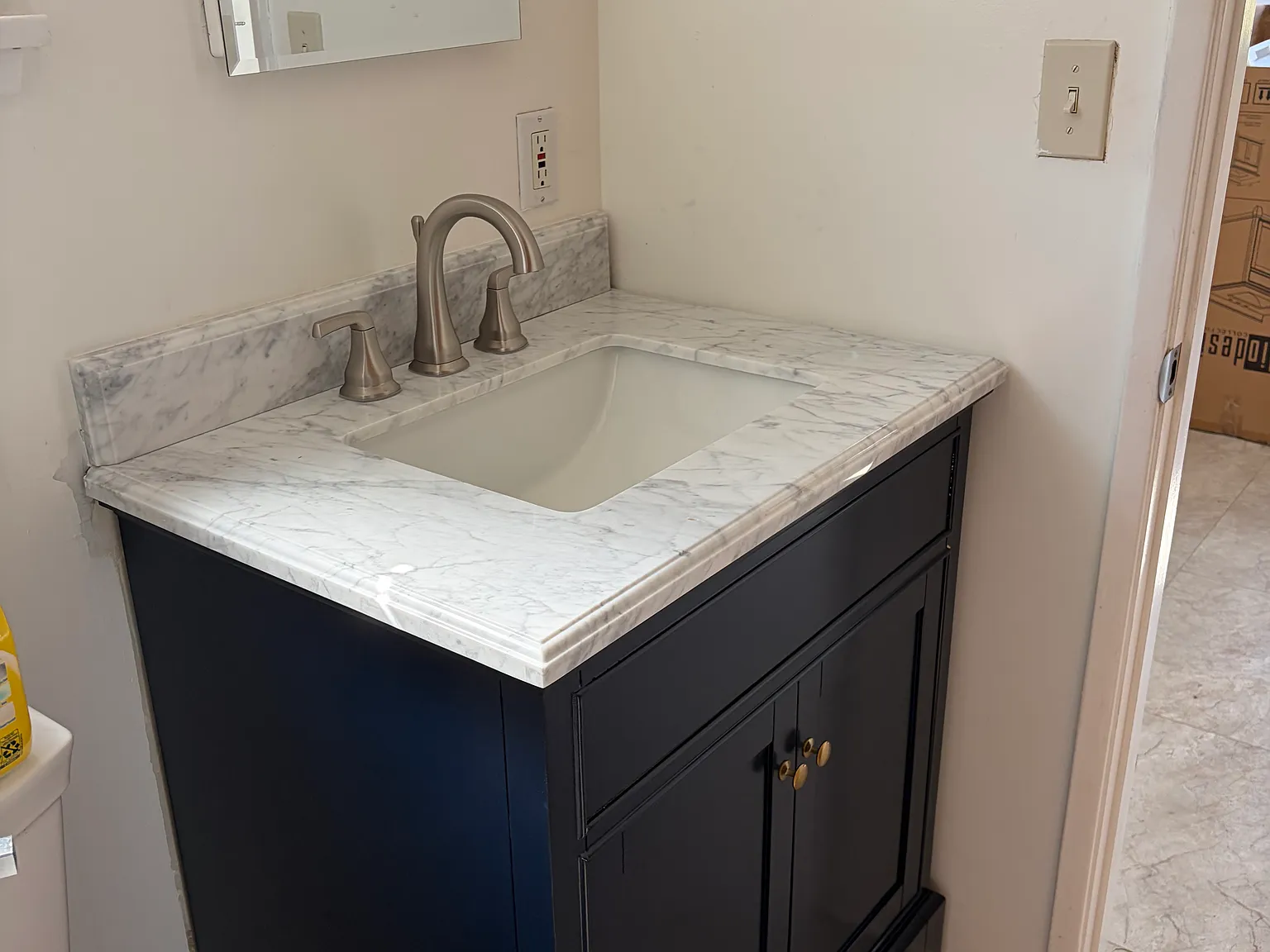 3 bed, 1800 sqft, $4,300 — Photo 1