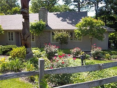 2nd image of 10 Wild Lake Dr
