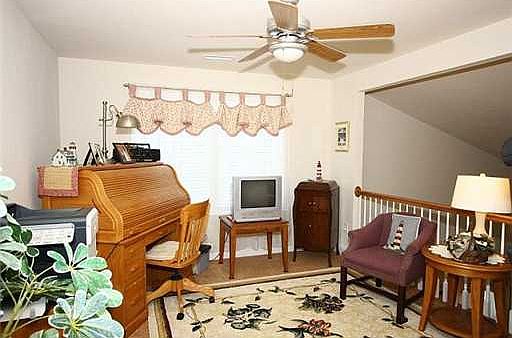 5th image of 4412 Wadsworth St