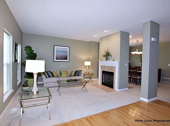 3rd image of 39W352 Baker Dr #1
