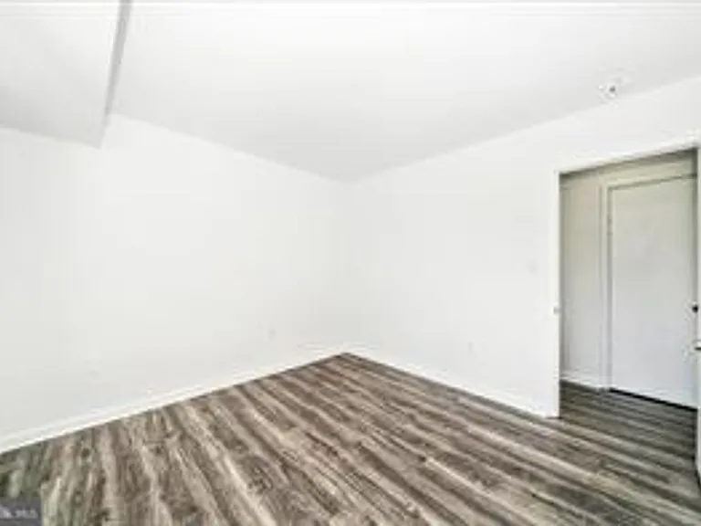 12202 Braxfield Ct #16/228 — Photo 32