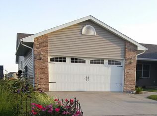 3603 Boulder Ridge Dr, Champaign, IL 61822