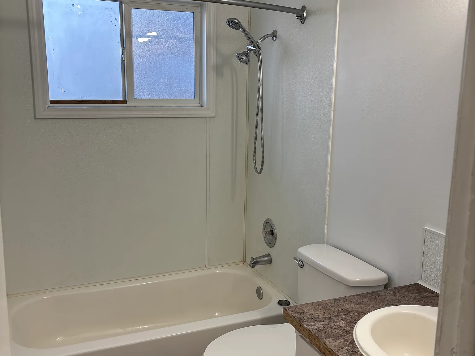 1 bed, 725 sqft, $925 — Photo 3