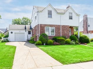 2387 Westlake Ave, Oceanside, NY 11572