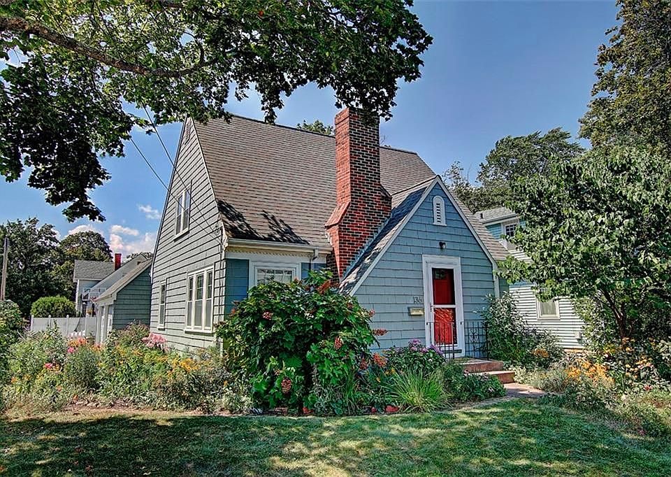 1st image of 136 Barney St