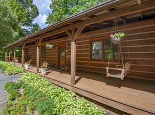 820 Horseshoe Mountain Rd, Roseland, VA 22967