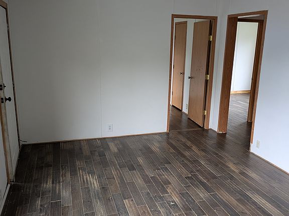 2nd image of 64 Rosebud Ave