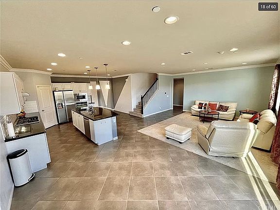2nd image of 29471 Glenhurst Cir