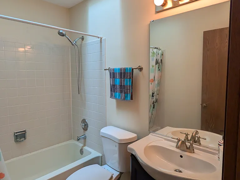 150 Winchester Dr #150 — Photo 17