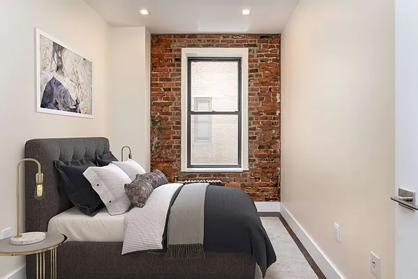 Rented by Dallien Realty Limited Liability Company | media 15