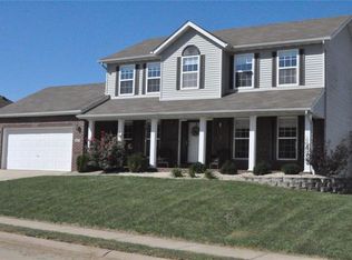 1065 Flora Lake Ct, Shiloh, IL 62221