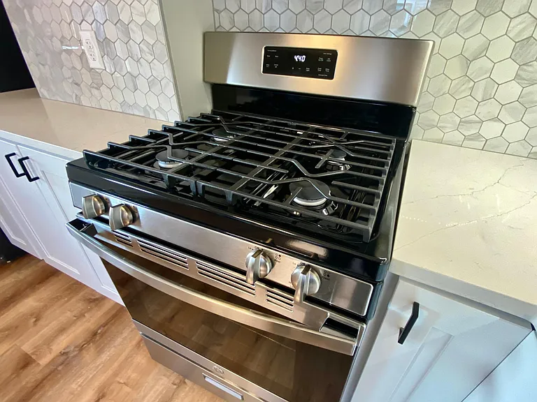 217 Saratoga St #1 — Photo 7