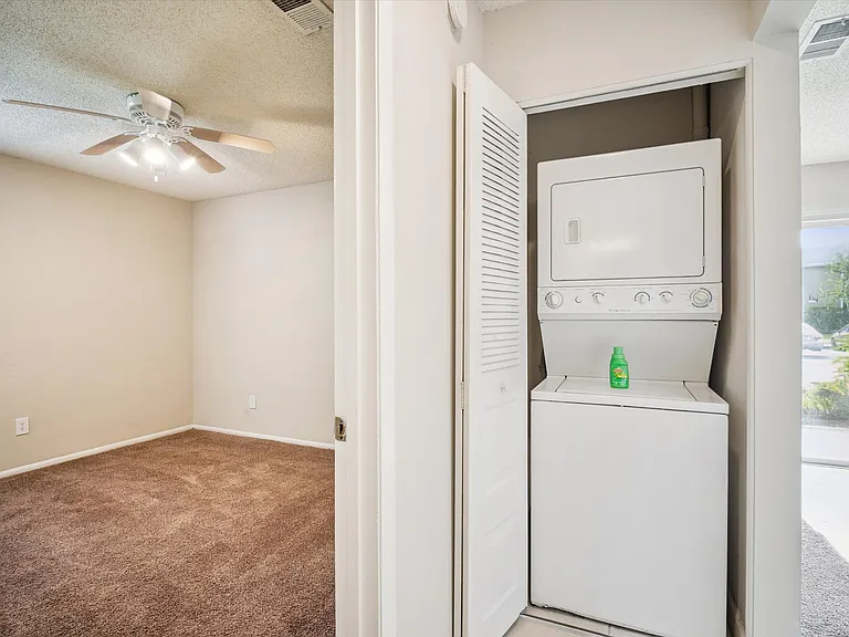 Latigo 27 — Photo 115