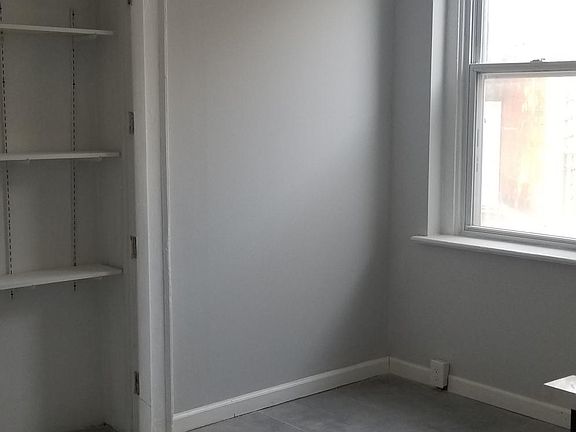 3rd image of 484 N 12th St