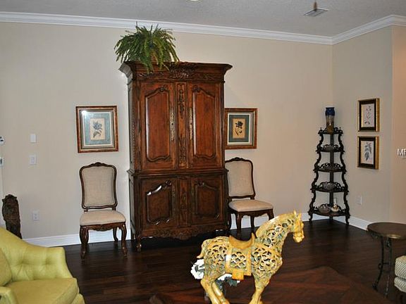 3rd image of 405 S Fremont Ave #2
