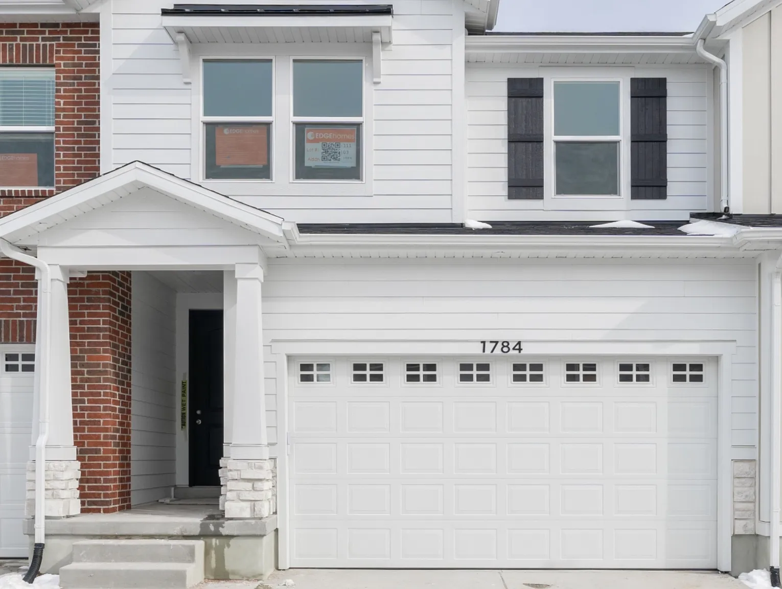 3 bed, 2.5 bath, 2280 sqft, $2,400 — Photo 1