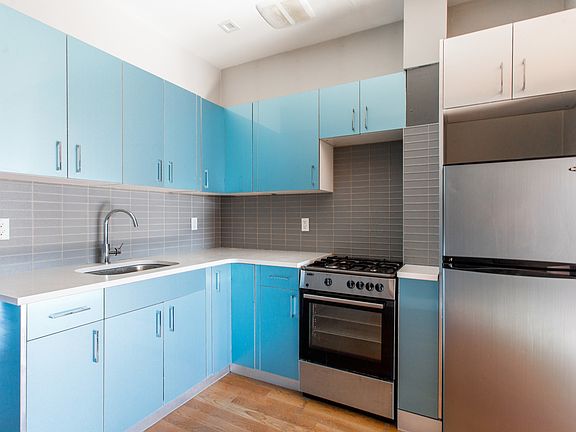 4th image of 650 Marcy Ave #Top