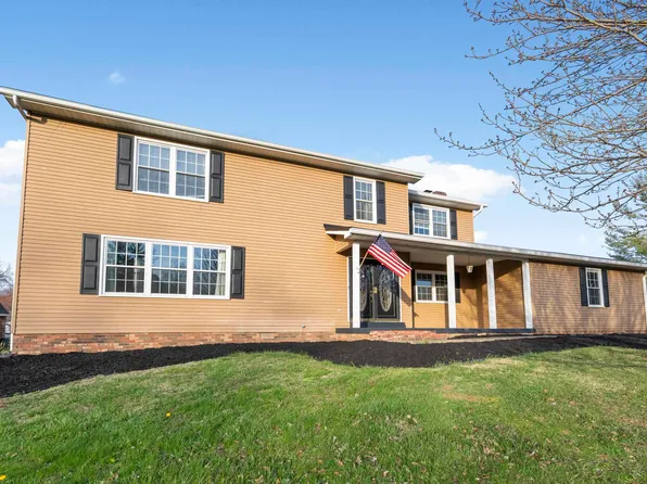 409 Sunset Dr, Ashland, KY 41101