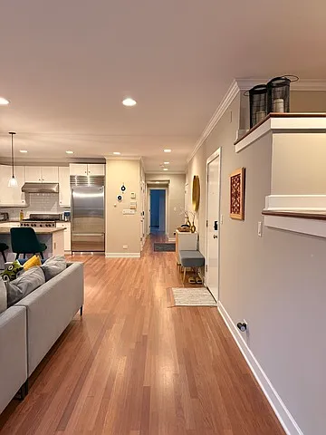 2319 W Wabansia Ave #2 — Photo 7
