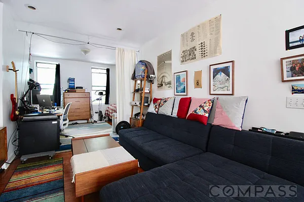 Rented by Compass | media 12